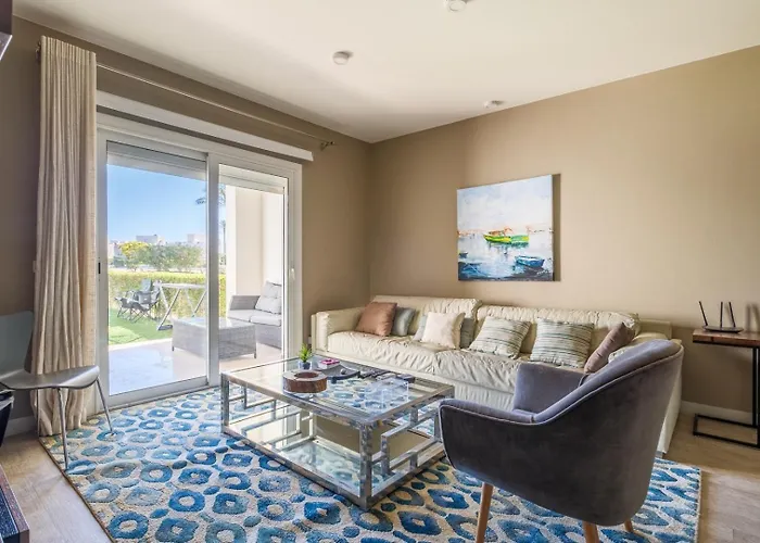 Joubal 2br • Premium Ground Floor Apartment